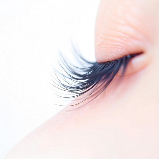 The Science of Longer Lashes – How Eyelash Growth Works Naturally